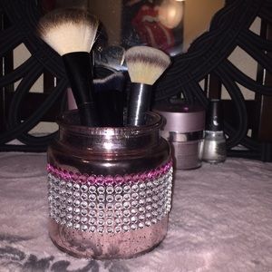 Makeup brush holder